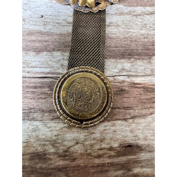 Antique Gold-Toned Mesh Chatelaine Brooch With Floral Motif & Decorative Engrave - Picture 3 of 7